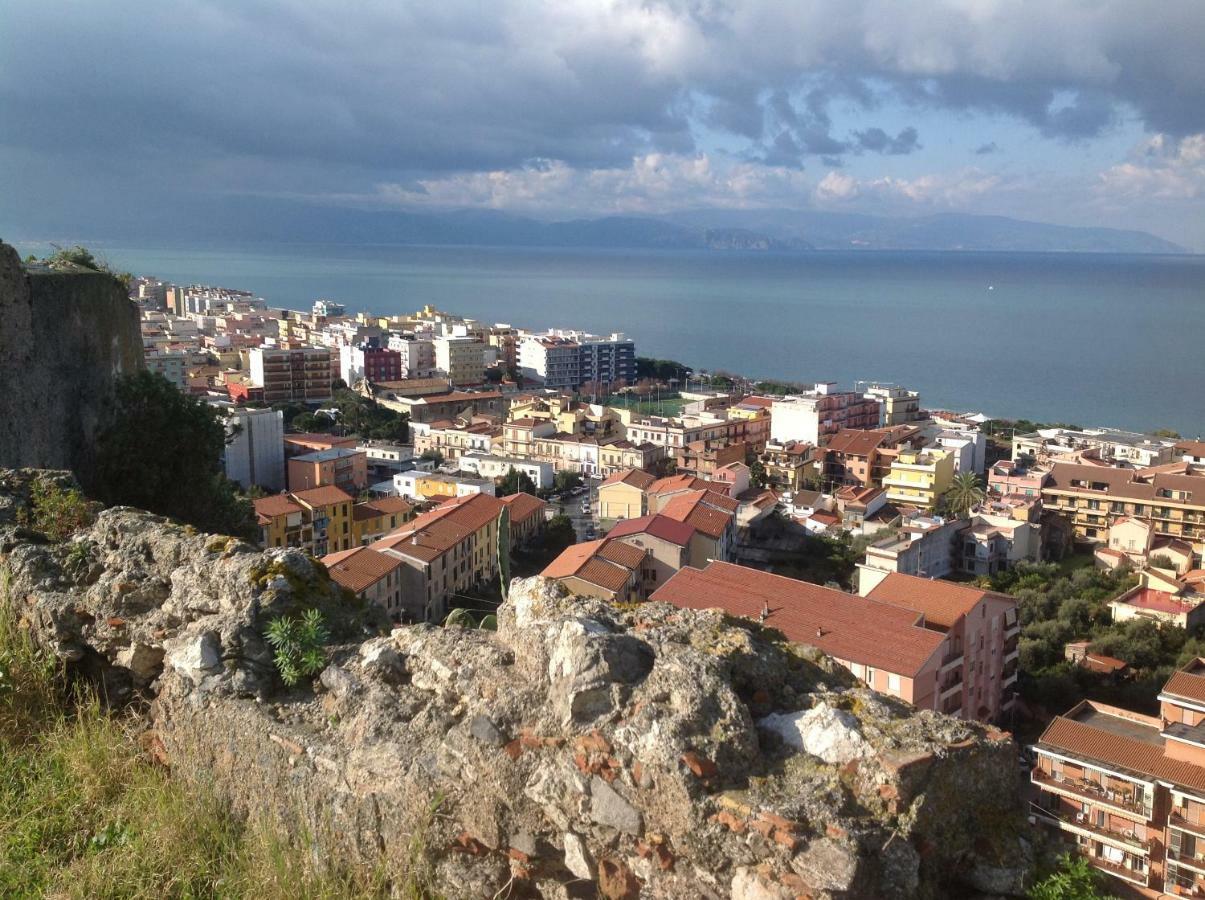 La Casa Del Nonno Panzió Milazzo Kültér fotó