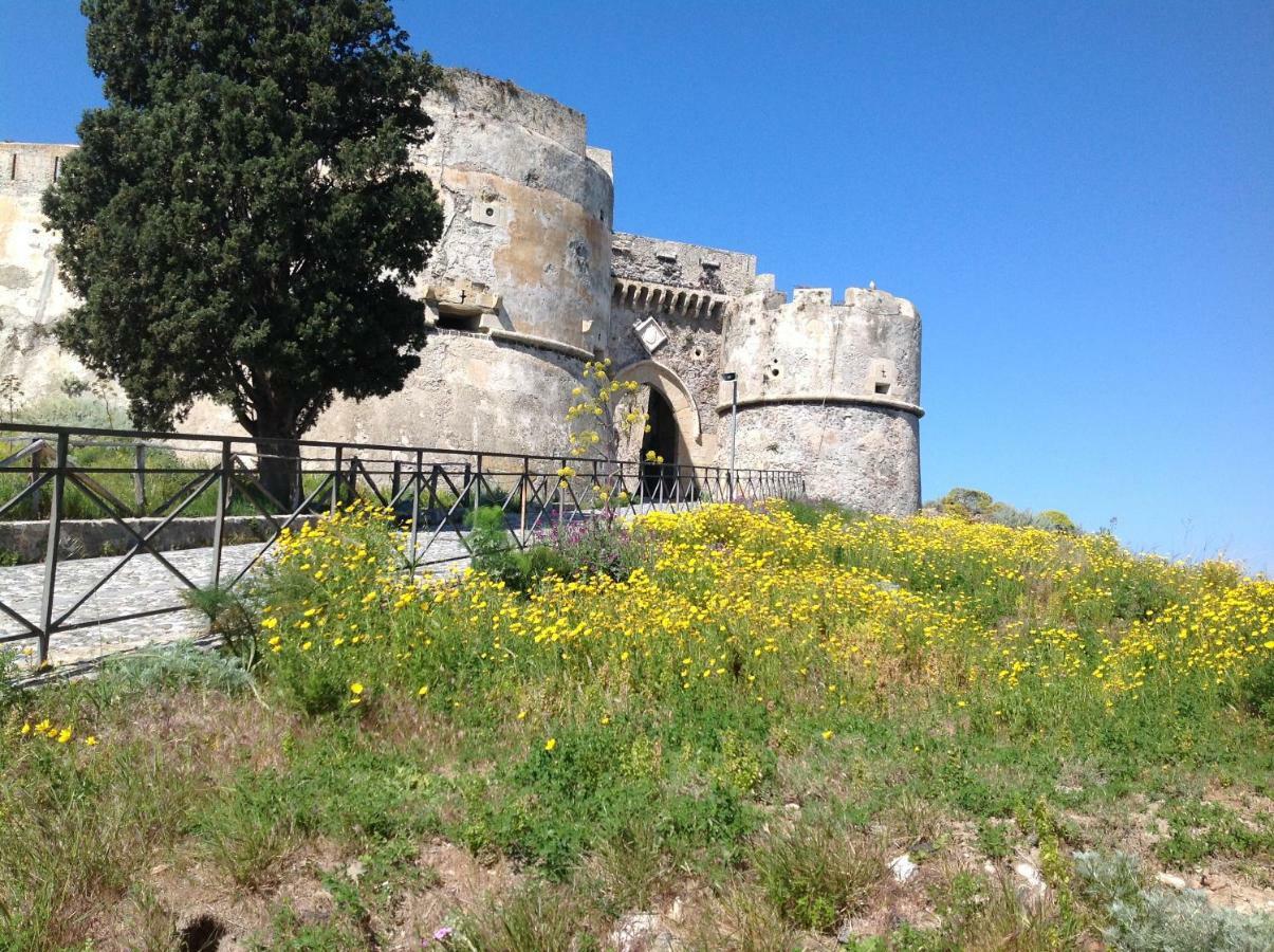 La Casa Del Nonno Panzió Milazzo Kültér fotó