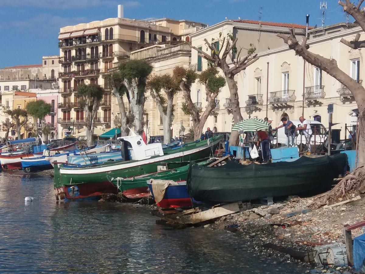 La Casa Del Nonno Panzió Milazzo Kültér fotó